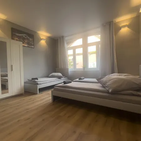 Neues Mit 2 Schlafzimmern Und Küche Apartamento *